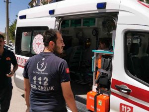 Zihinsel Engelli Gencin Çıkardığı Yangında Anne Ve Babası Yaralandı