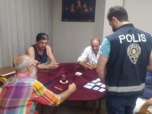 Antalya’da Yasa Dışı Bahis Uygulamasında 27 İş Yeri Denetlendi