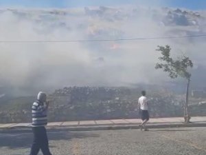 Pamukkale’de Örtü Yangını Paniğe Neden Oldu