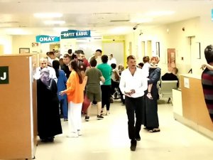 Sünnet Düğününde Tavuklu Pilavdan Zehirlenen 100 Kişi Hastanelere Başvurdu
