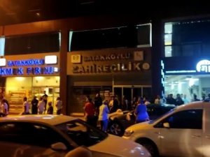 Düğünde Çıkan Kavga Sokağa Taştı, Polis Biber Gazıyla Tarafları Ayırdı