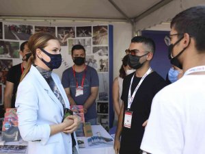 Dokuz Eylül’den Aday Öğrenciler İçin Tanıtım Günü