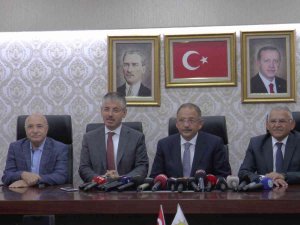 Mehmet Özhaseki: “Yalan Olan Söylemlere ‘Vız Gelir, Tırıs Gider’ Diye Cevap Veriyoruz”