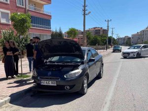 Konya’da 2 Otomobil Çarpıştı: 1 Yaralı
