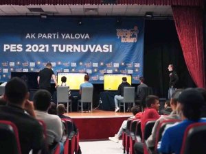 Ak Parti Yalova İ̇l Başkanlığı’ndan ’Playstation’ Turnuvası