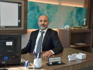 “Modern Rinoplastide Yüz İfadesi Korunmalı”