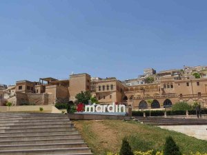 Mardin’in İnanç Turizmi, Deniz Turizmine Yenik Düştü