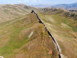 Doğal Çin Seddi Jeoturizme Kazandırılmayı Bekliyor