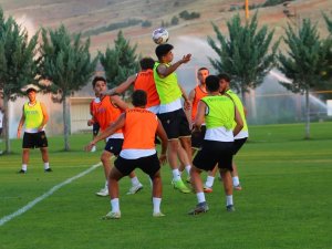 Yeni Malatyaspor, Sezona Eksik Kadroyla Hazırlanıyor