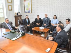 Vali Elban: "Daima Yeniliklere Açık Olmalıyız"