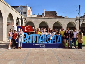 Yabancı Öğrenciler Battalgazi’ye Hayran Kaldı