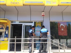 Elazığ Polisi Plajlarda Boğulmalara Karşı Vatandaşları Uyardı