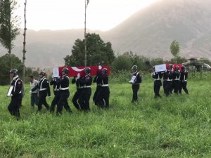 Pençe-yıldırım Harekatı’nda Şehit Düşen 4 Güvenlik Korucusu Son Yolculuğuna Uğurlandı