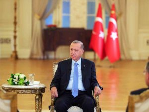 Cumhurbaşkanı Erdoğan: "Herkesten Attıkları İmzalara Sahip Çıkmalarını Bekliyoruz"