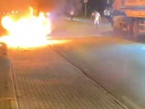 Seyir Halindeki Cip Alev Topuna Döndü