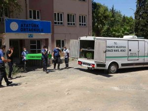Osmaniye’de Okul Binasında Erkek Cesedi Bulundu