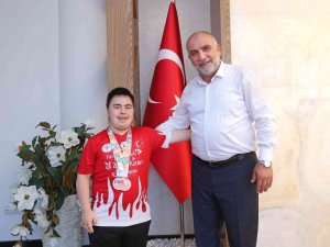 Canikli Milli Sporcu Dünya Şampiyonasında Üçüncü Oldu
