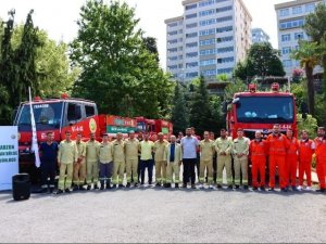 Kumluca Yangın Ekibine Karadeniz Desteği