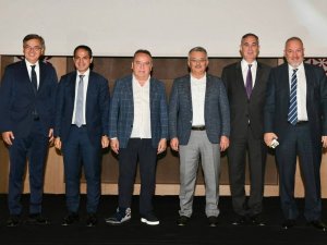 Vali Yazıcı: “ Şehrimizi Hava Yoluyla Ziyaret Eden Turist Sayısı 6 Milyonu Geçti.”