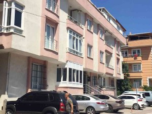 Kahvaltıya Davet Ettiği Arkadaşıyla Şakalaşırken, Pompalı Tüfekle Vurdu