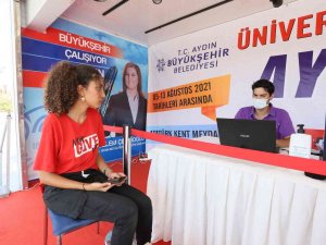 Tercih Tırı Gençler İçin Kent Meydanında Yerini Alıyor