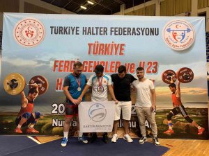 Barü’lü Sporculardan Halter Şampiyonasında 6 Madalya