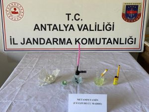 Antalya’ya Tırda Getirilen Uyuşturucu Varan’a Takıldı