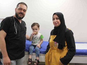 Yemek Yiyemeyen Akalazya Hastası Çocuk Türkiye’de Sağlığına Kavuştu