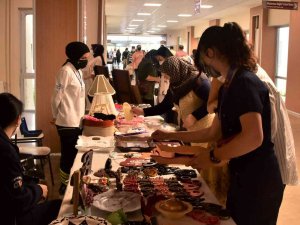 Esogü Hastanesi’nde Uğraş Tedavisi El Sanatları Sergisi Açıldı