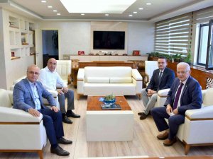 Başkan Kayda, İ̇ktisat Fakültesi’nin Yeni Dekanı Koçtürk’ü Ağırladı