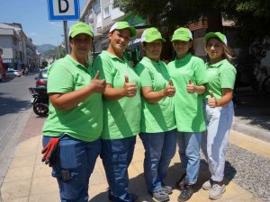 Marmaris Sokaklarına Kadın Eli Değiyor