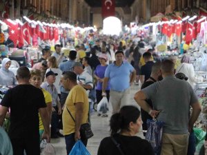 Pasaportsuz Giriş Başladı, Bulgar Turistler Edirne’ye Akın Etti