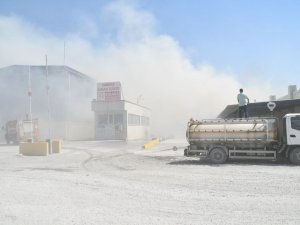 Kipaş Kağıt Fabrikası’ndaki Yangına Müdahale Sürüyor