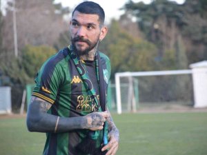 Kocaelispor’da Kolovos’un Da Sözleşmesi Feshedildi