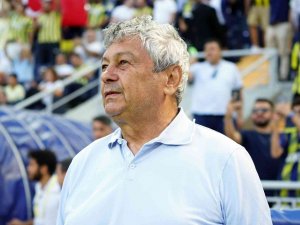 Uefa Şampiyonlar Ligi: Fenerbahçe: 0 - Dinamo Kiev: 0 (Maç Devam Ediyor)