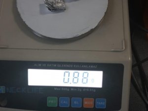Güven Timleri Metruk Binada Uyuşturucu Yakaladı