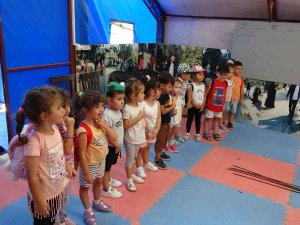 Balıkesir’de Miniklerin At Biniciliği Heyecanı