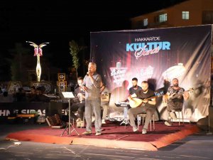 Hakkari’de ‘Sahne Sırası Sende’ Etkinliği Renkli Görüntüler Oluşturdu