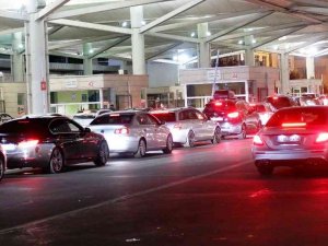 Edirne’ye Akın Eden Bulgarlar, Dönüş Yolunda Kuyruk Oluşturdu