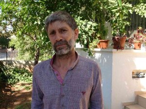 Elini Kolunu Sallayarak Geldi, Kendi Malıymış Gibi Alıp Gitti