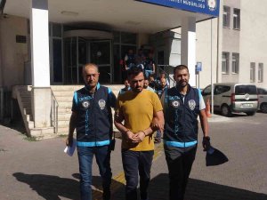 Araç Kiralayanlara Boş Senet İmzalattılar, ’Arıza Var’ Deyip 17 Kişiyi Mağdur Ettiler