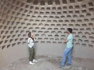 Ani’nin Gizemli Yüzü “Güvercinlikler”, Görenleri Hayran Bırakıyor