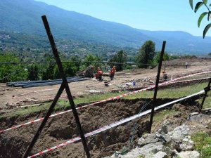 İ̇nşaat Çalışmaları Sırasında Zeminin Kaydığı İddiası