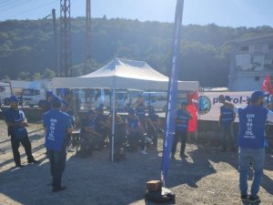 Toplu İş Görüşmelerinde Anlaşamayınca 19 İşçi Greve Başladı