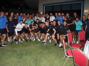 Altay, Kamp Yorgunluğunu Barbekü Partisi İle Attı