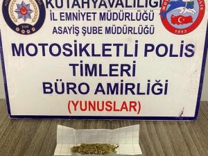Kütahya’da Bir Şahsın Üzerinde Uyuşturucu Ele Geçirildi