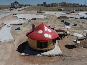 Karaman’da Yeşil Alan Ve Park Çalışmaları Devam Ediyor