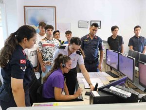 Yaz Tatilindeki Öğrencilere “Jandarma” Eğitimi
