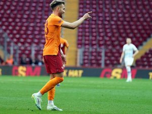 Barış Alper Yılmaz: “Taraftarımızın Beklediği Güzel Günler İçin Çabalıyoruz”