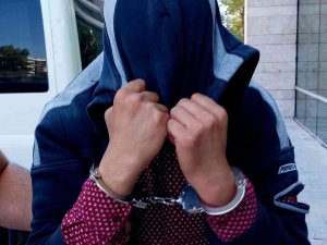 Gurbetçi Kadının Altın Kolyesini Alıp Kaçan Şahıs Tutuklandı